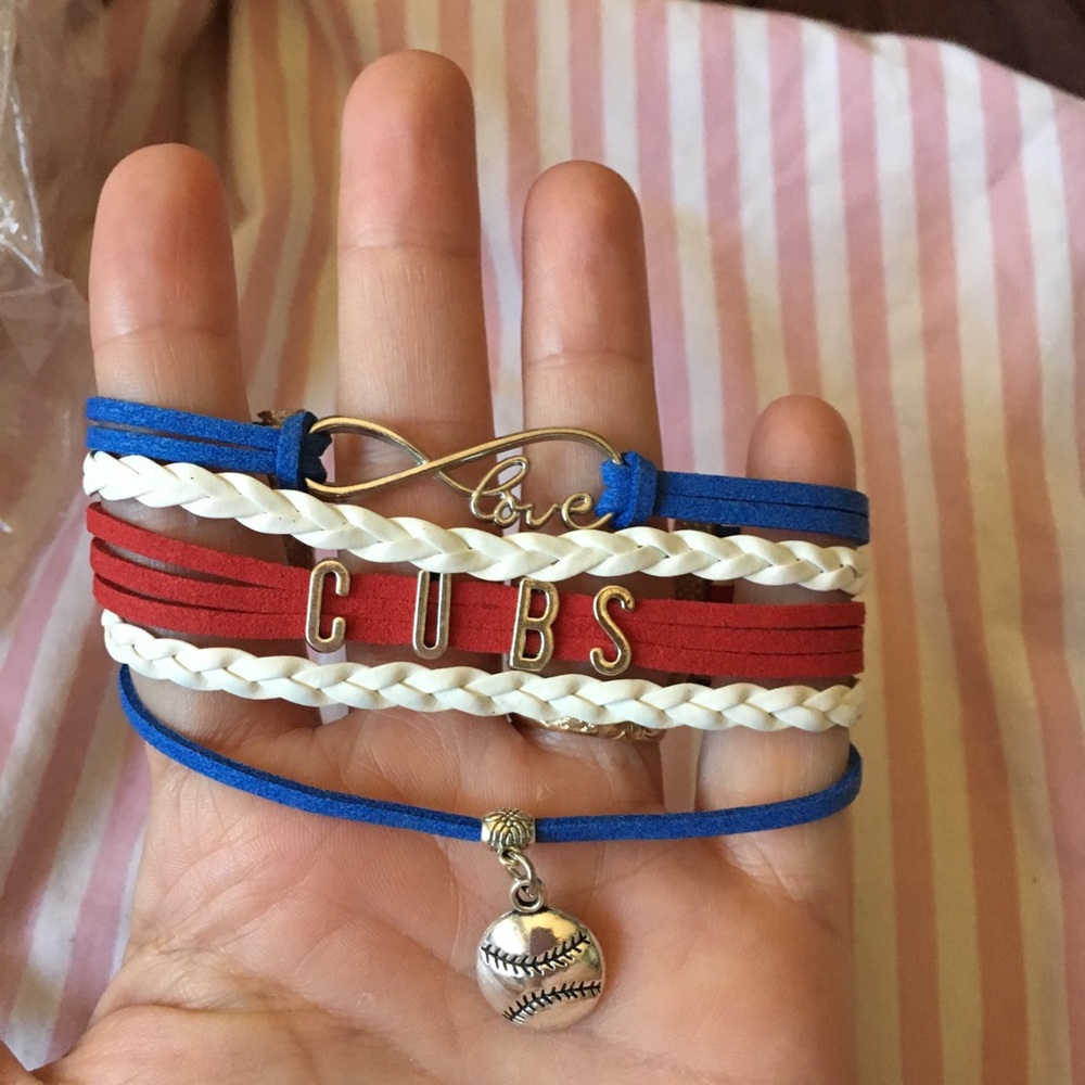 3/$25 Chicago Cubs Bracelet
